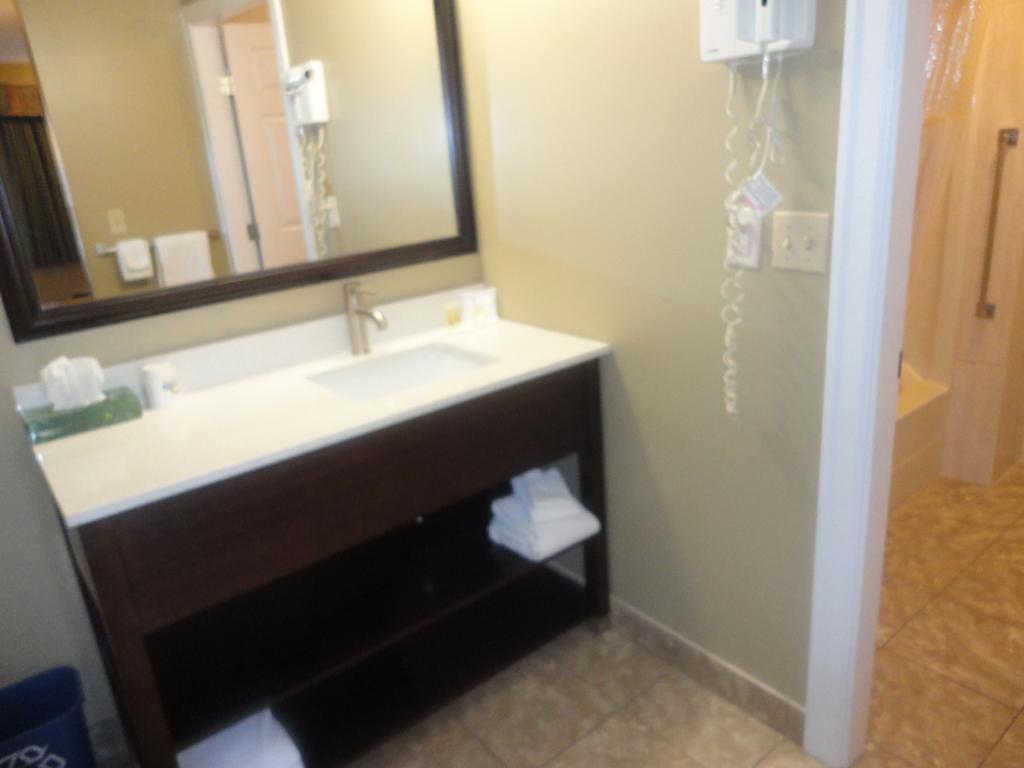 Hotel Days By Wyndham Vernon